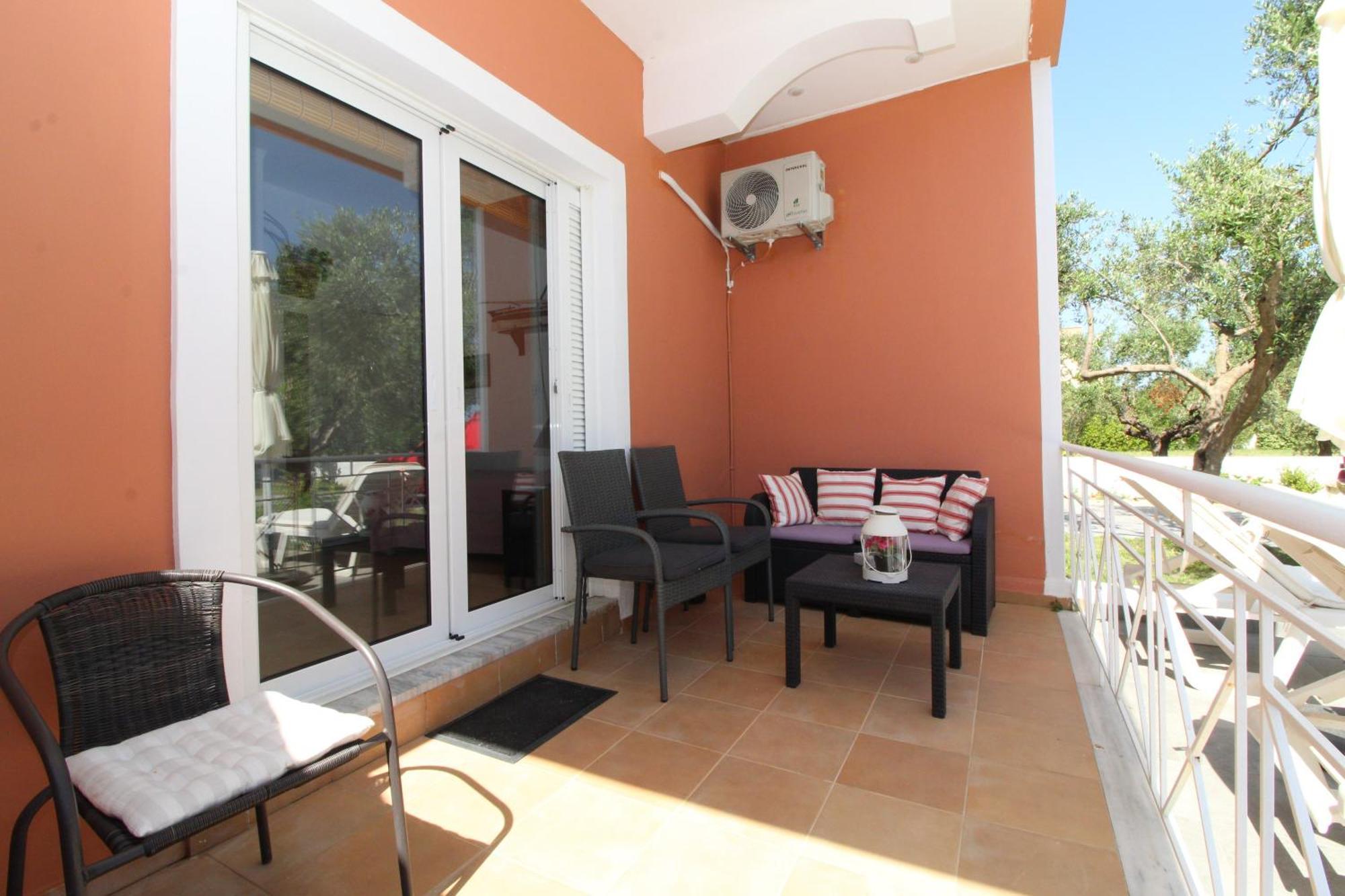 Laconian Collection Mavrovouni Beach House Гитион Экстерьер фото